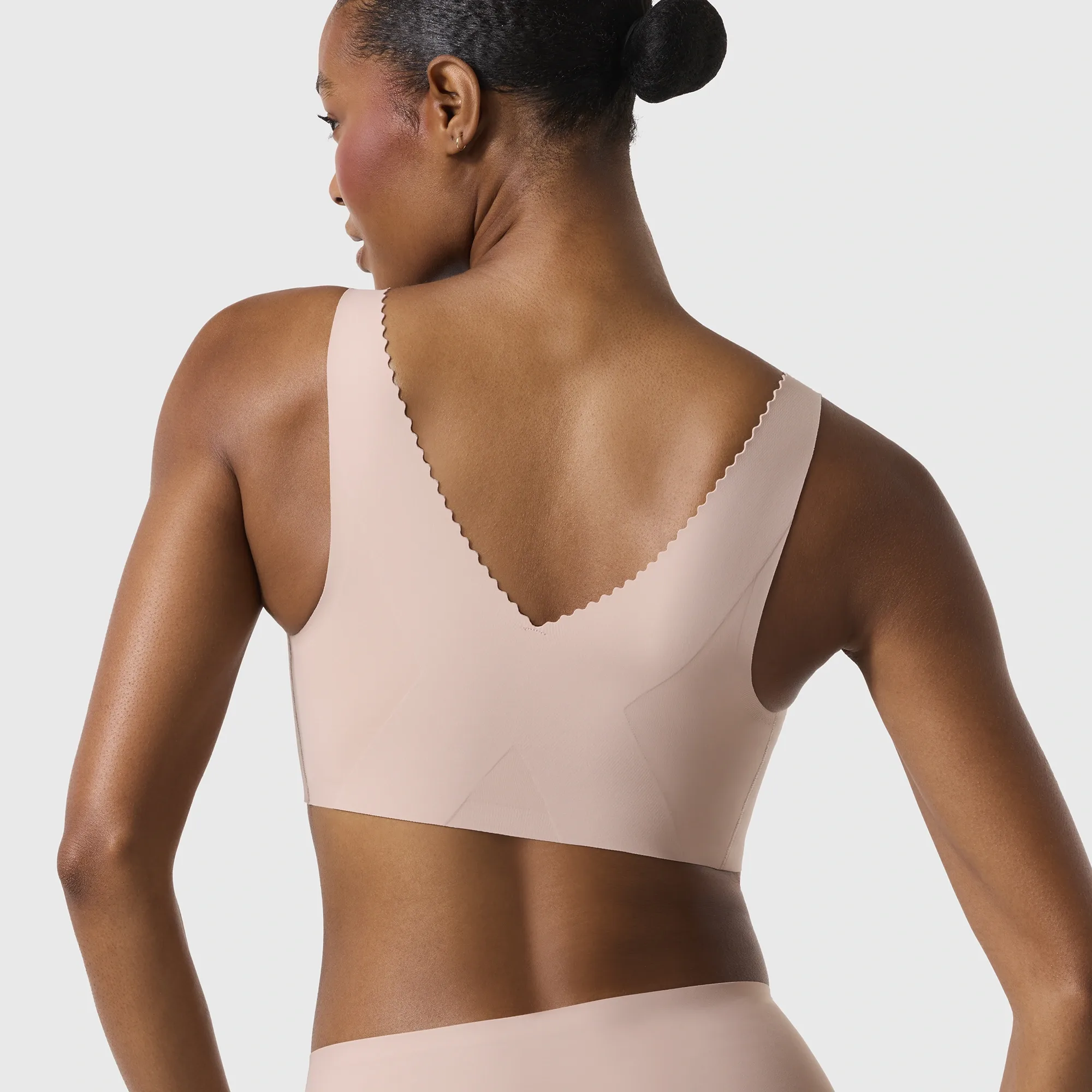Evelyn Bra - Image 35