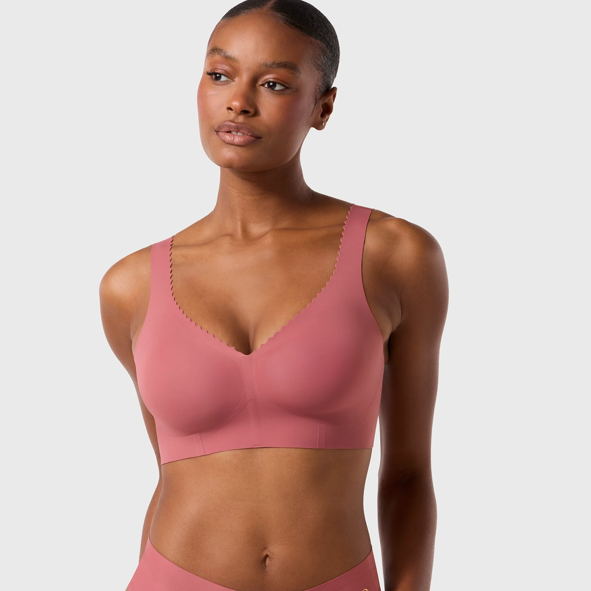 Evelyn Bra - Image 46