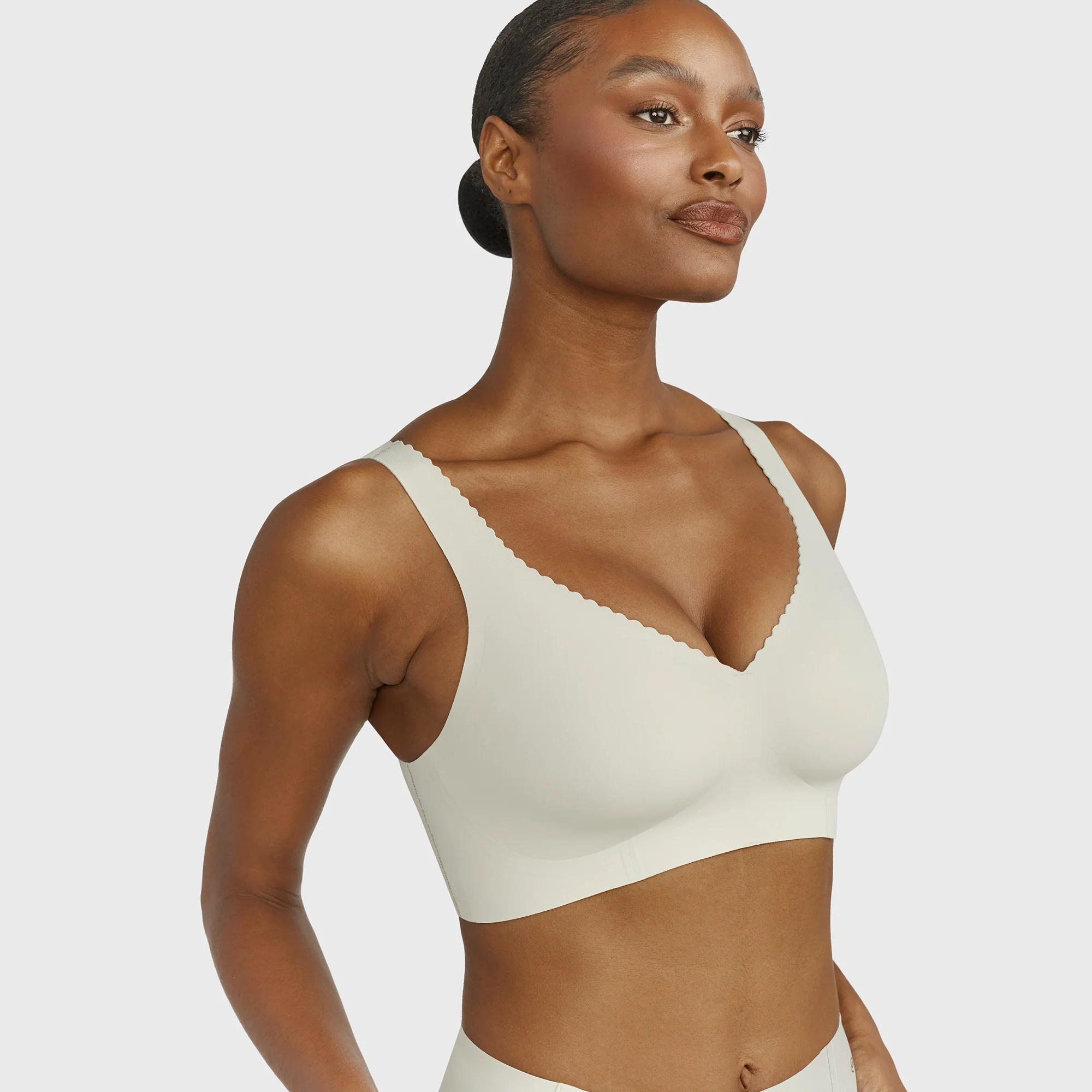 Evelyn Bra - Image 68
