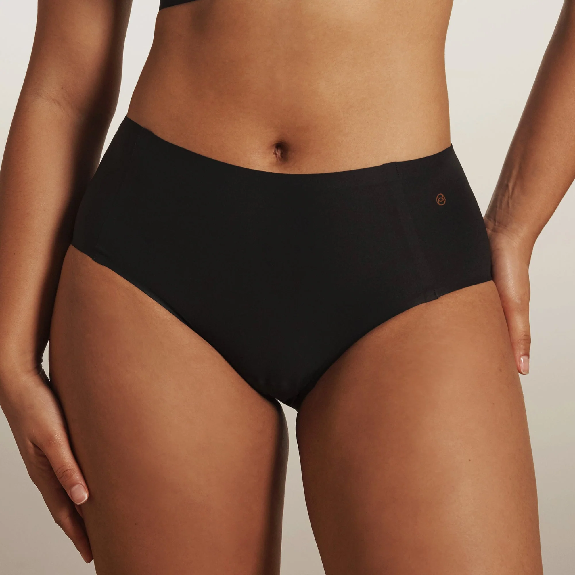 High-Waisted Retro Bikini - Image 6