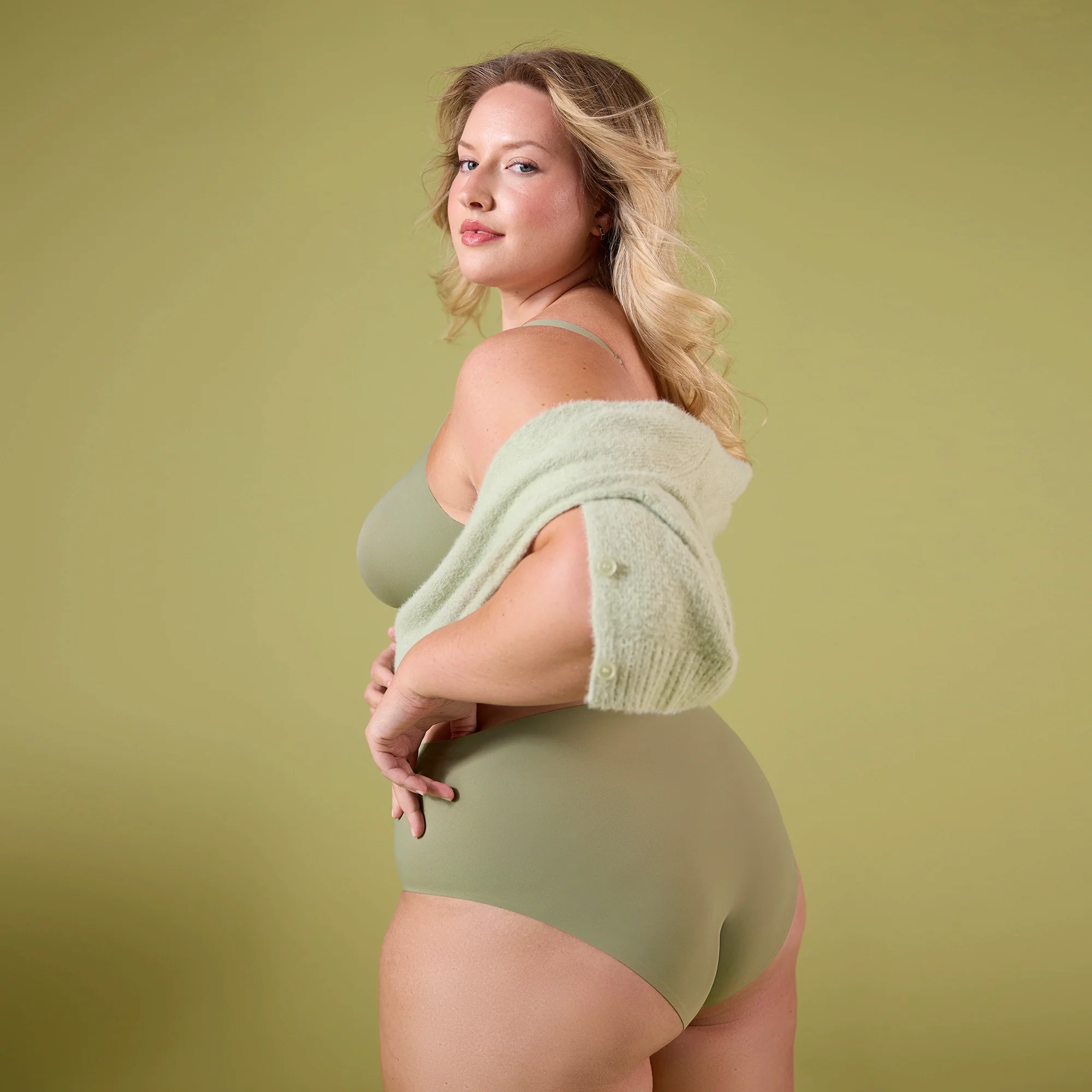 High-Waisted Retro Bikini - Image 62