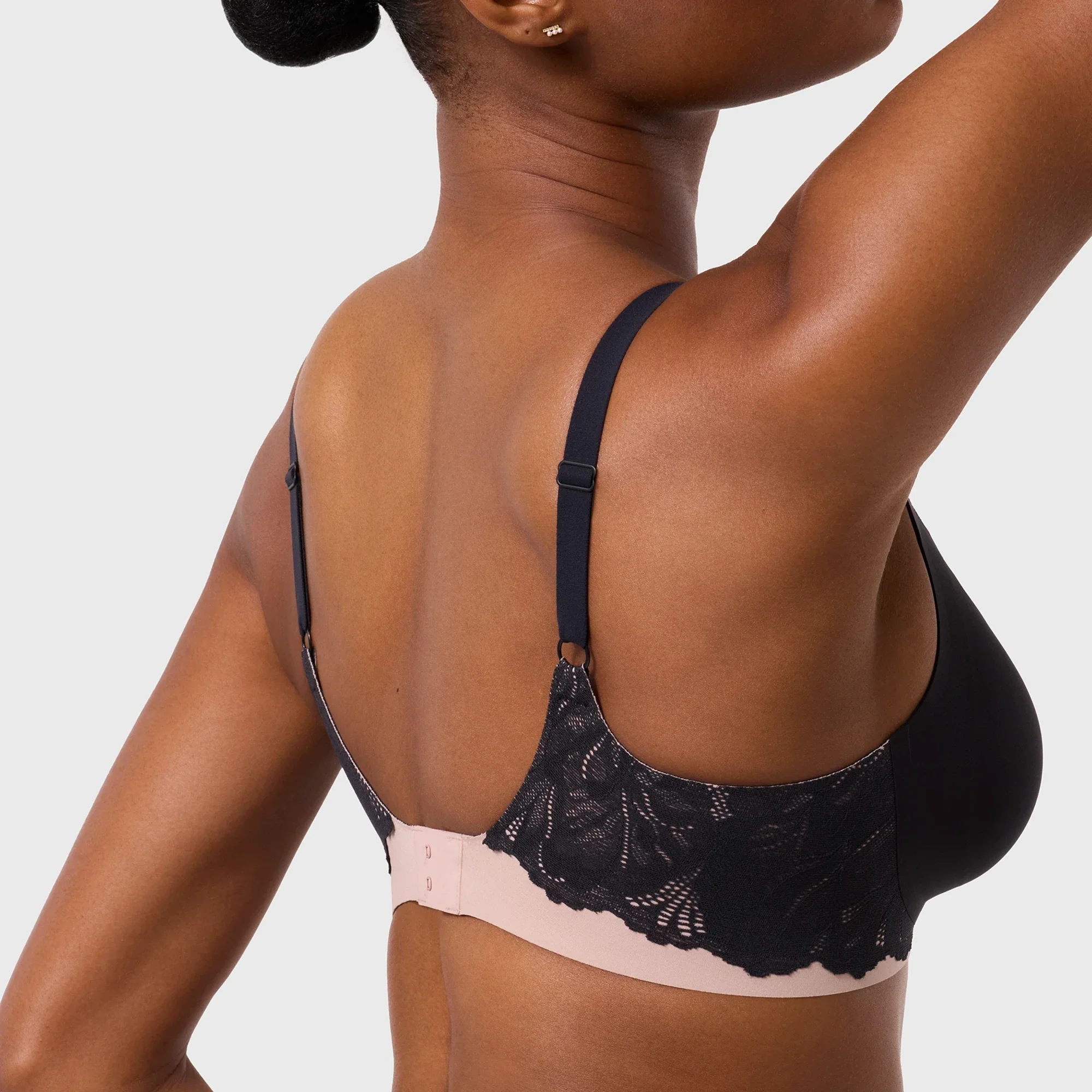 Smooth Lace Beyond Bra - Image 4