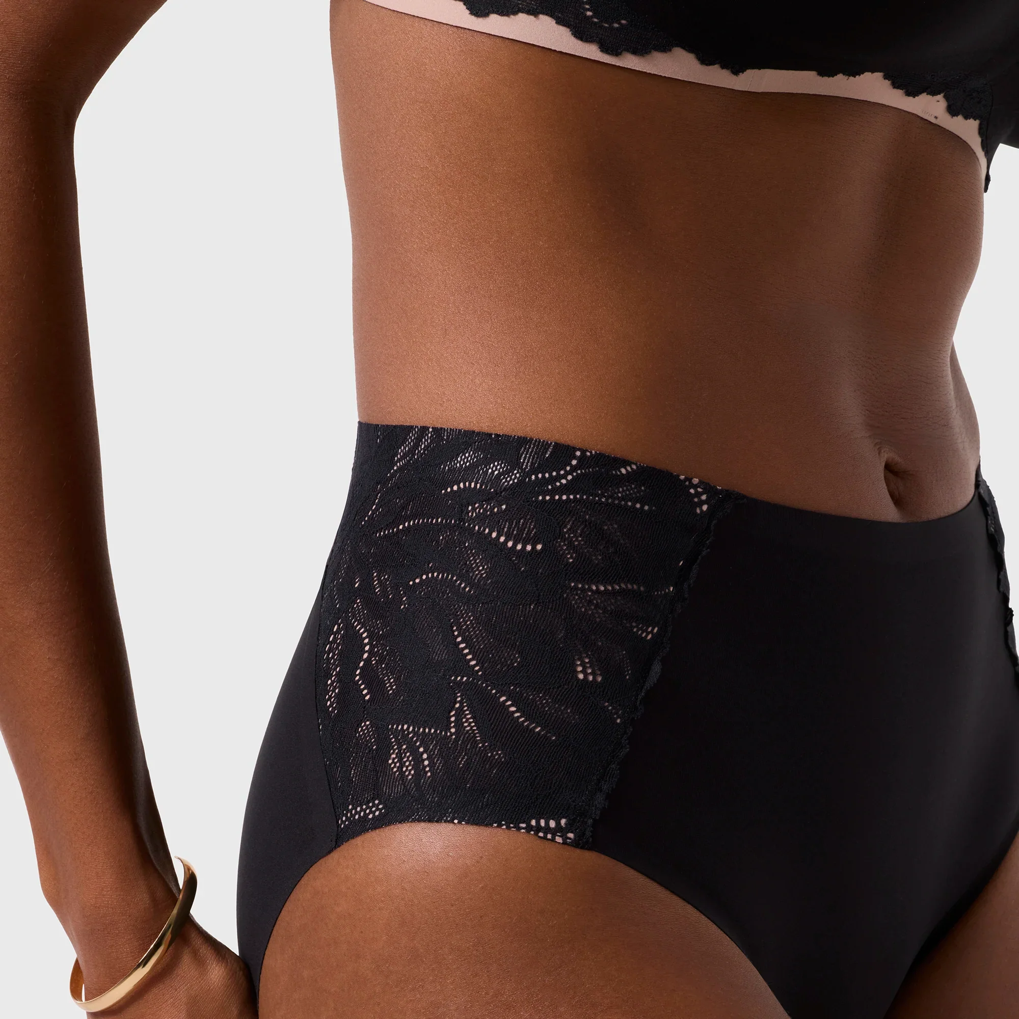 Smooth Lace High-Waisted Retro Bikini - Image 3
